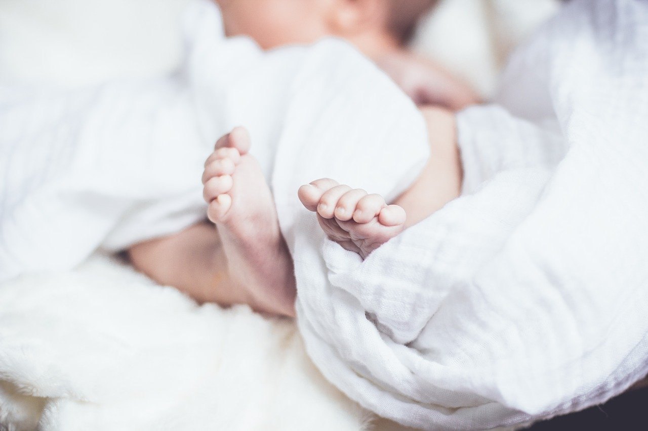 10 consigli utili per le mamme 'appena nate': come affrontare il post-partum