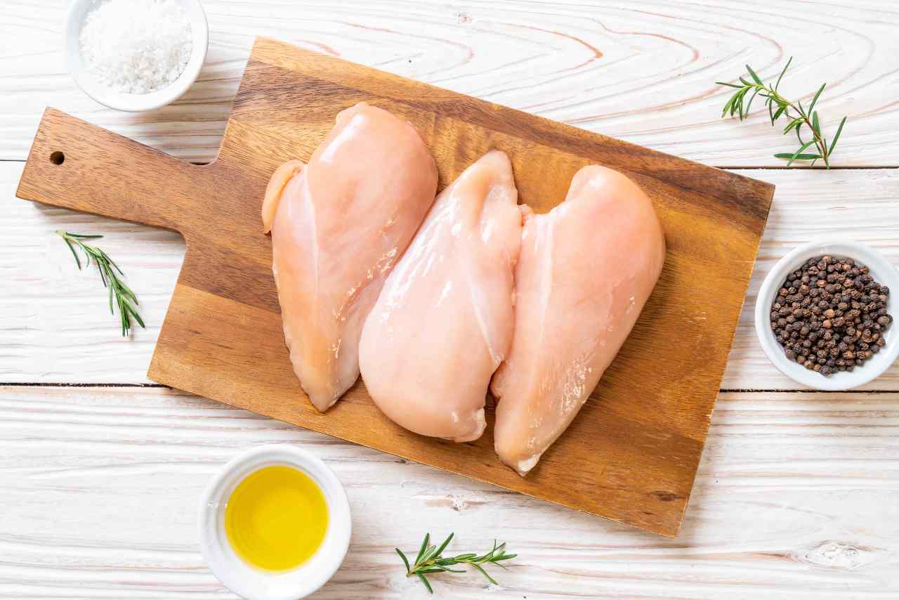 Scaloppine di pollo, aggiungi questo ingredeinte e ti leccherai i baffi