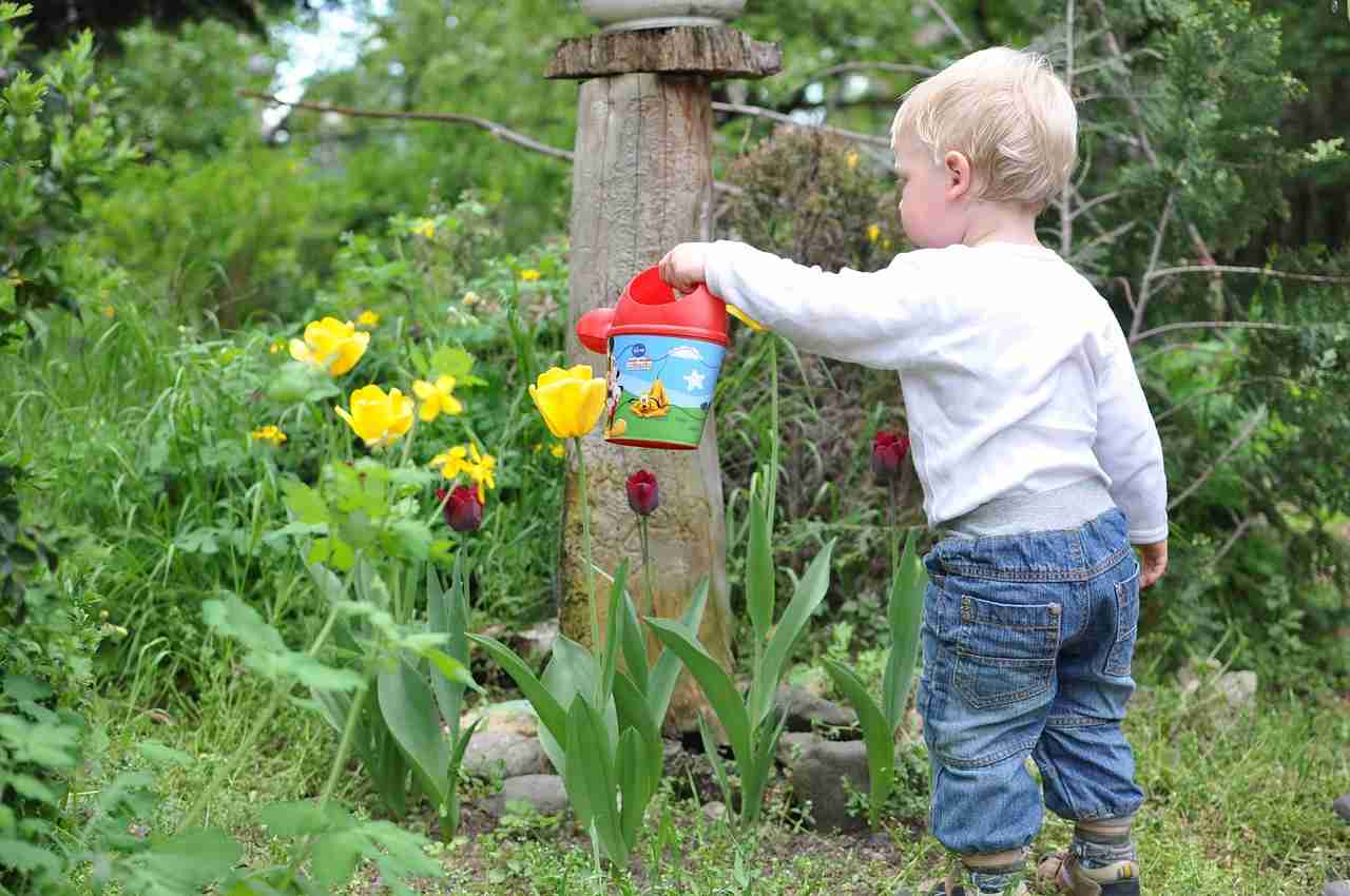 gioco bambini natura