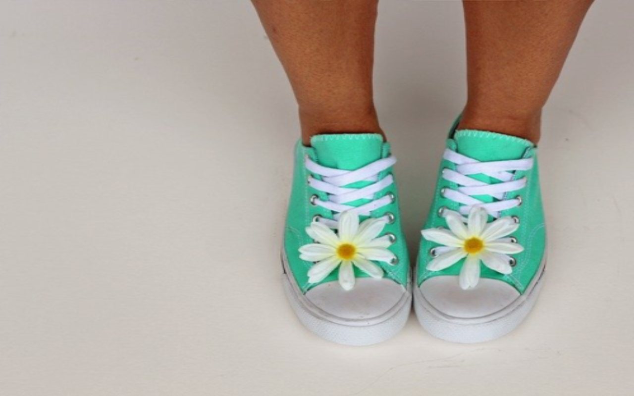 bucce di agrumi nelle scarpe