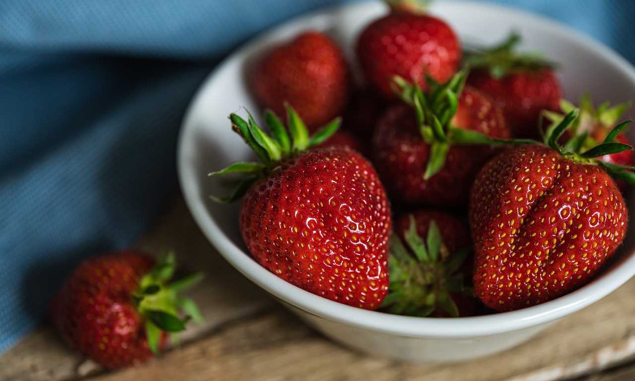 CUORI FRAGOLE DOLCETTI