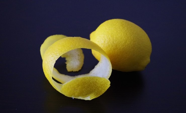 riutilizzare bucce dei limoni