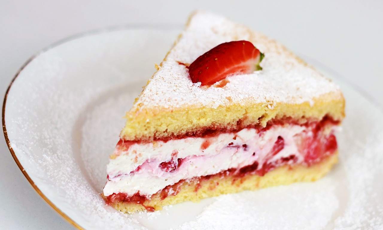 torta facile fragole