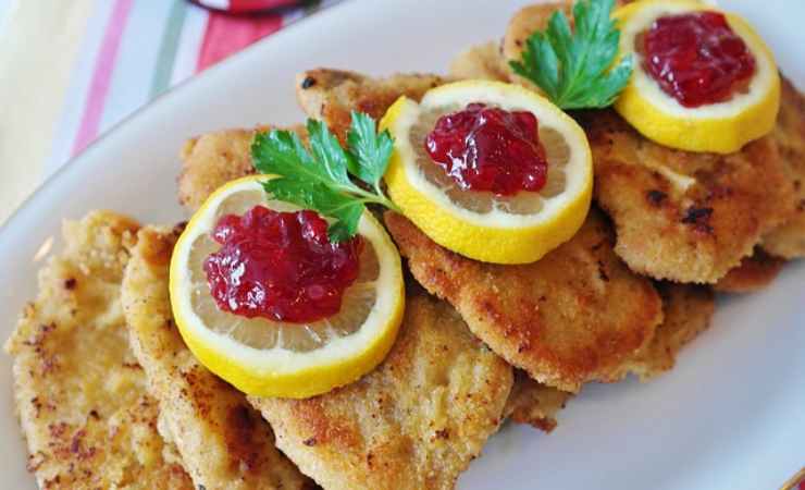 cotoletta alla bolognese