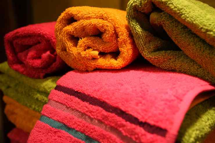 asciugamani colorati