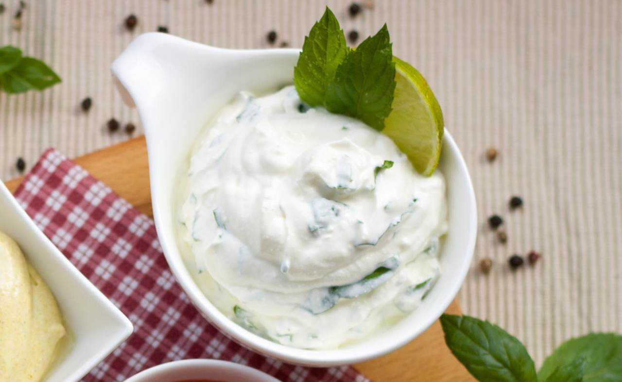 salsa tzatziki