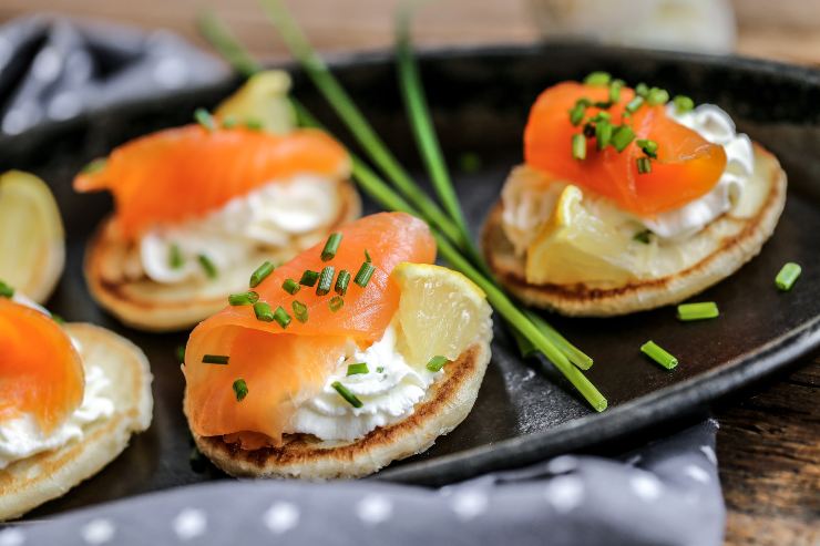 blinis salmone ricetta