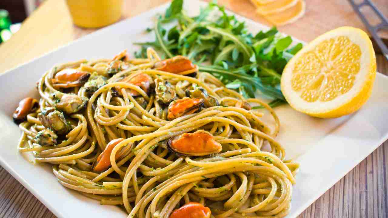 spaghetti cozze ricetta