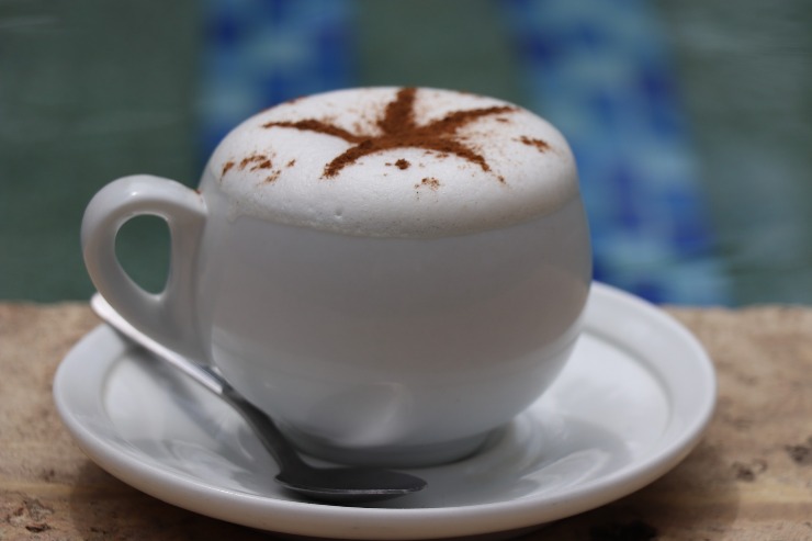 schiuma per cappuccino