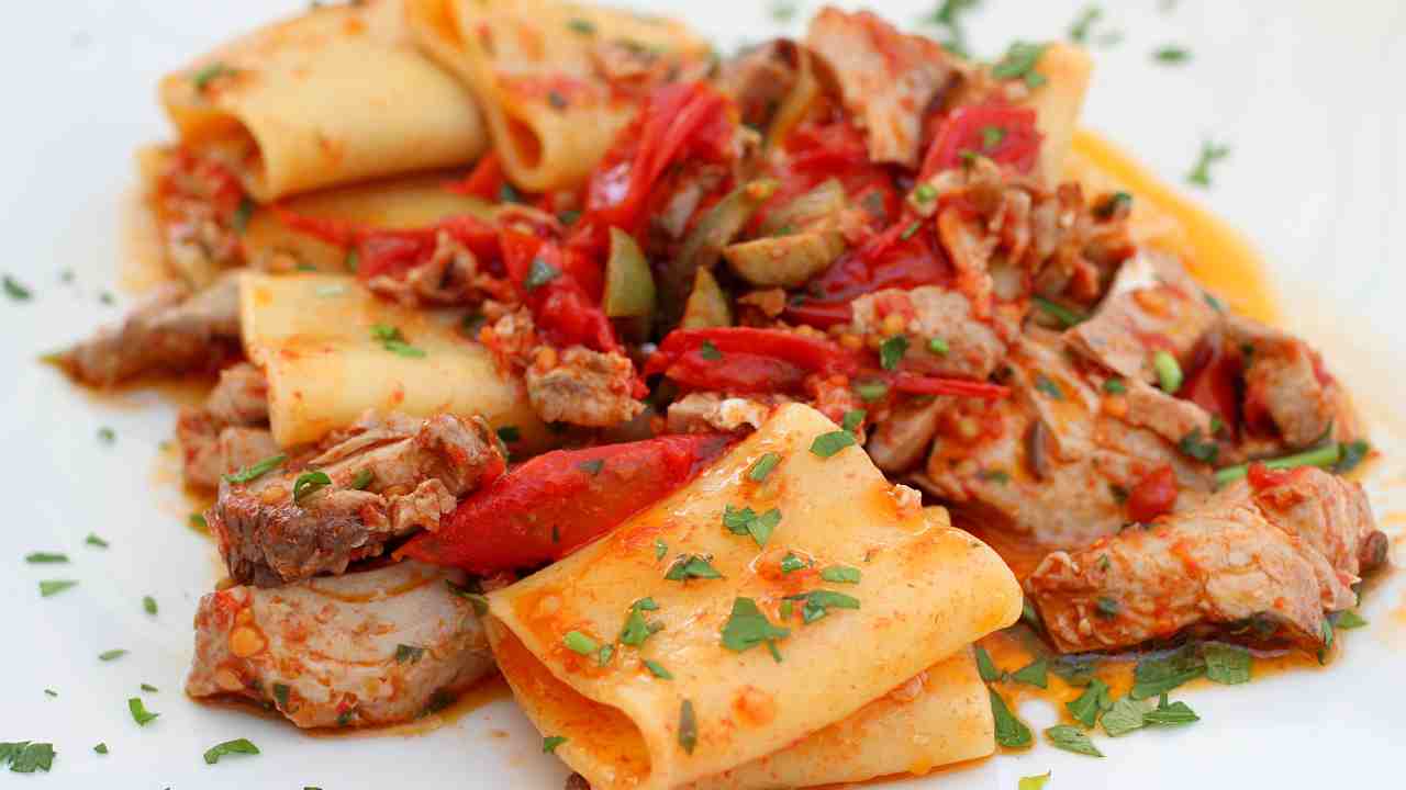 paccheri napoletani ricetta