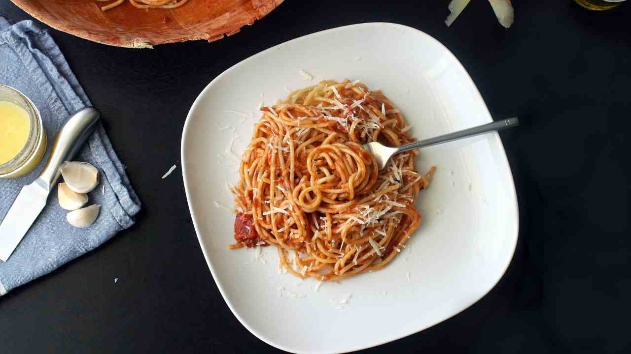 spaghetti al pomodoro