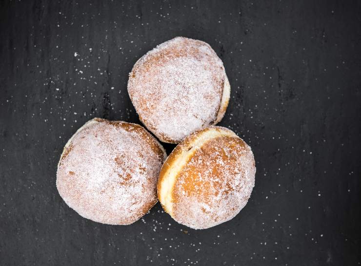 bomboloni fritti di carnevale