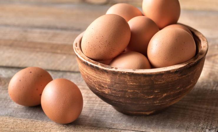 differenza uova marroni bianche