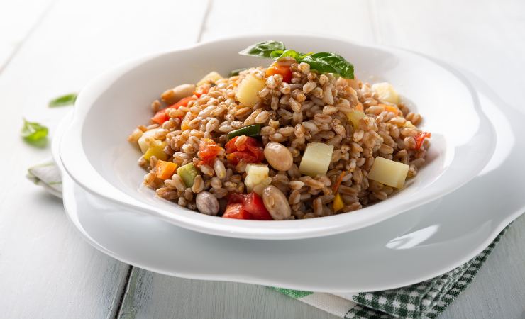 insalata farro piselli