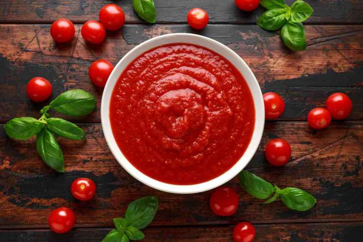 cucinare salsa di pomodoro