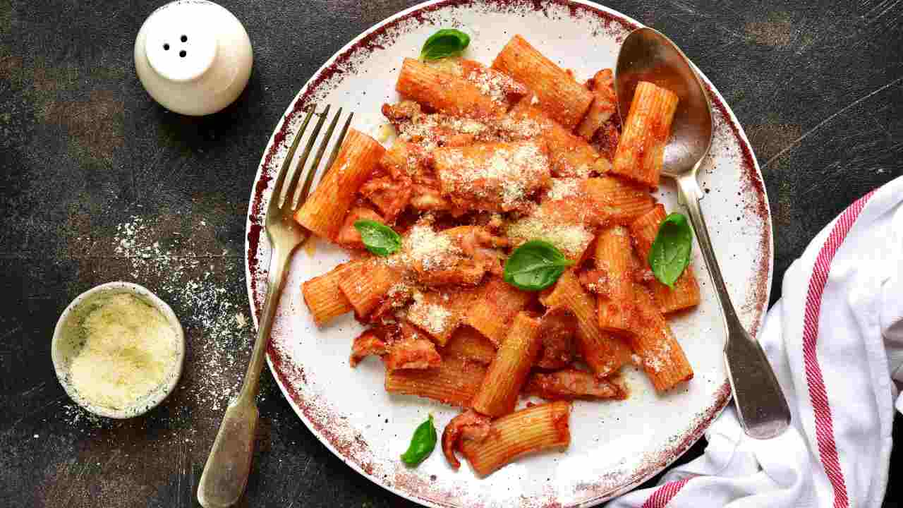 rigatoni alla zozzona