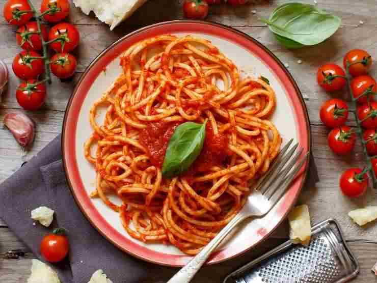 spaghetti pomodoro