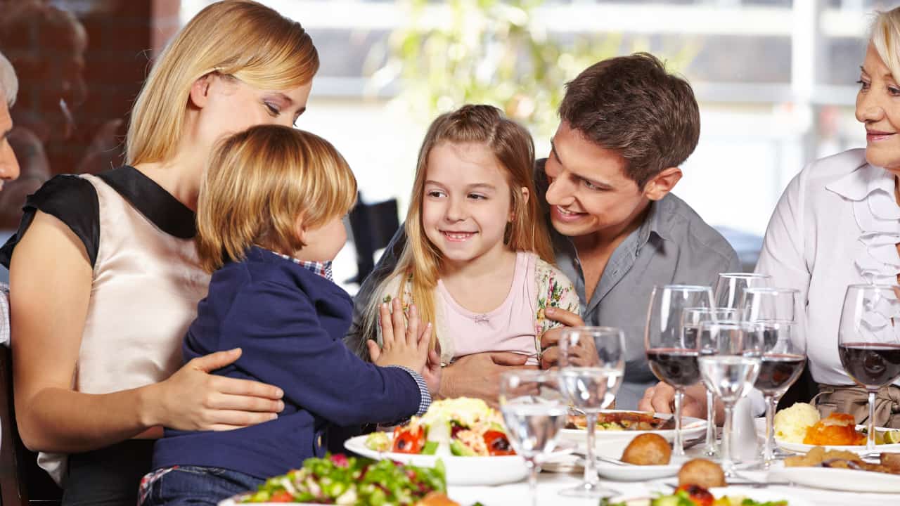 bambini ristorante intrattenerli