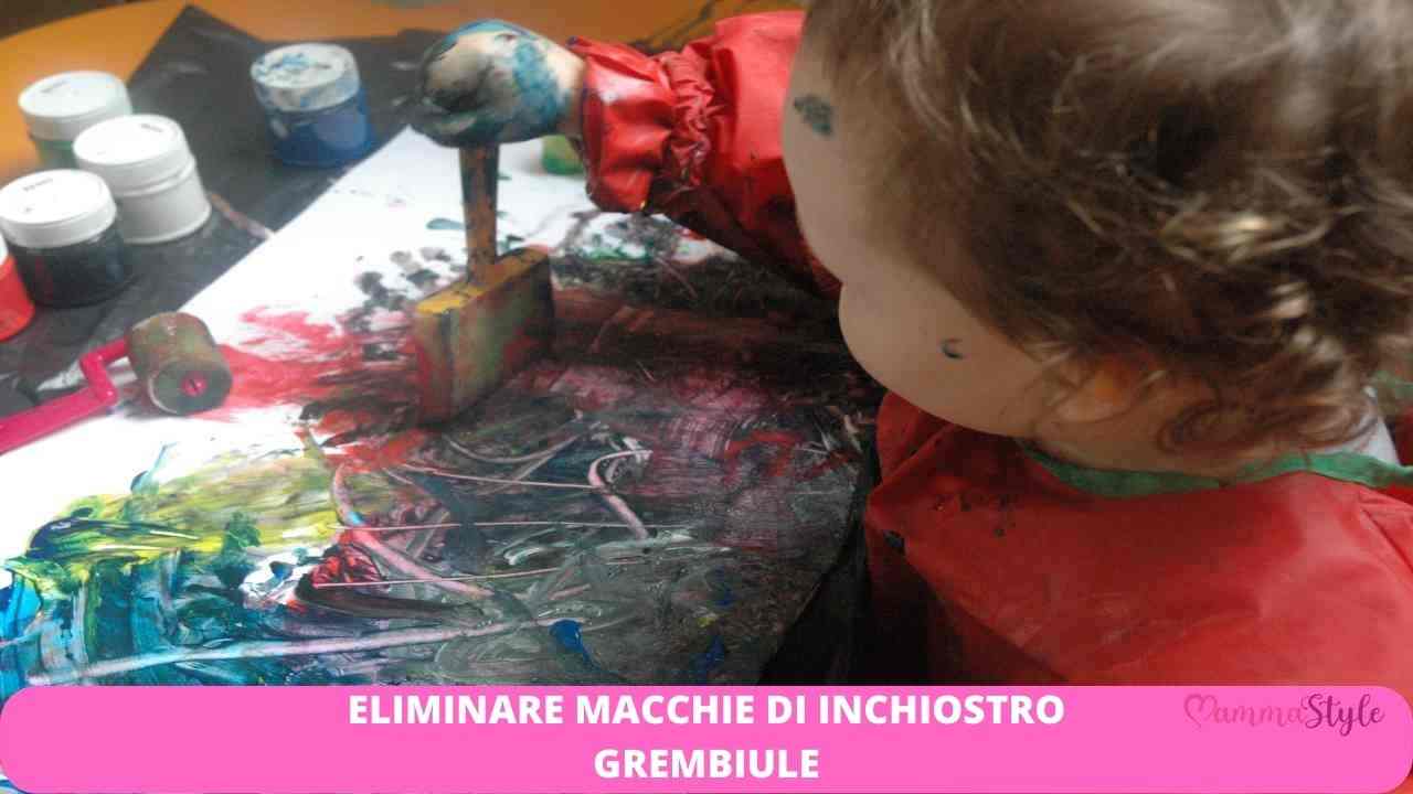macchie inchiostro grembiule