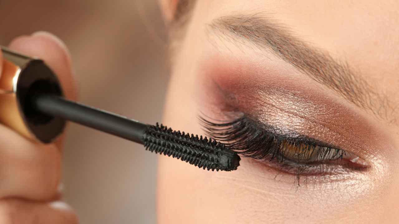 Ciglia mascara