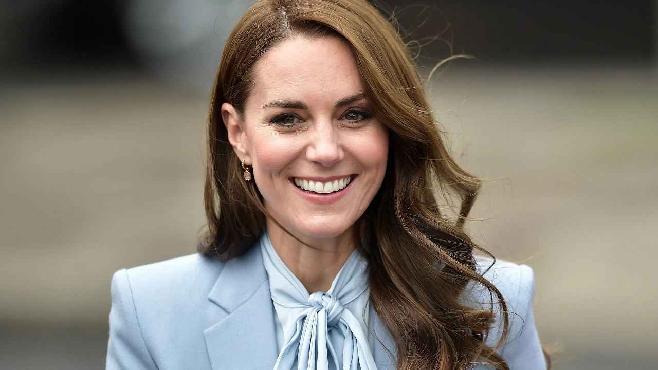 Cena a Buckingham Palace: Kate ruba la scena a tutti