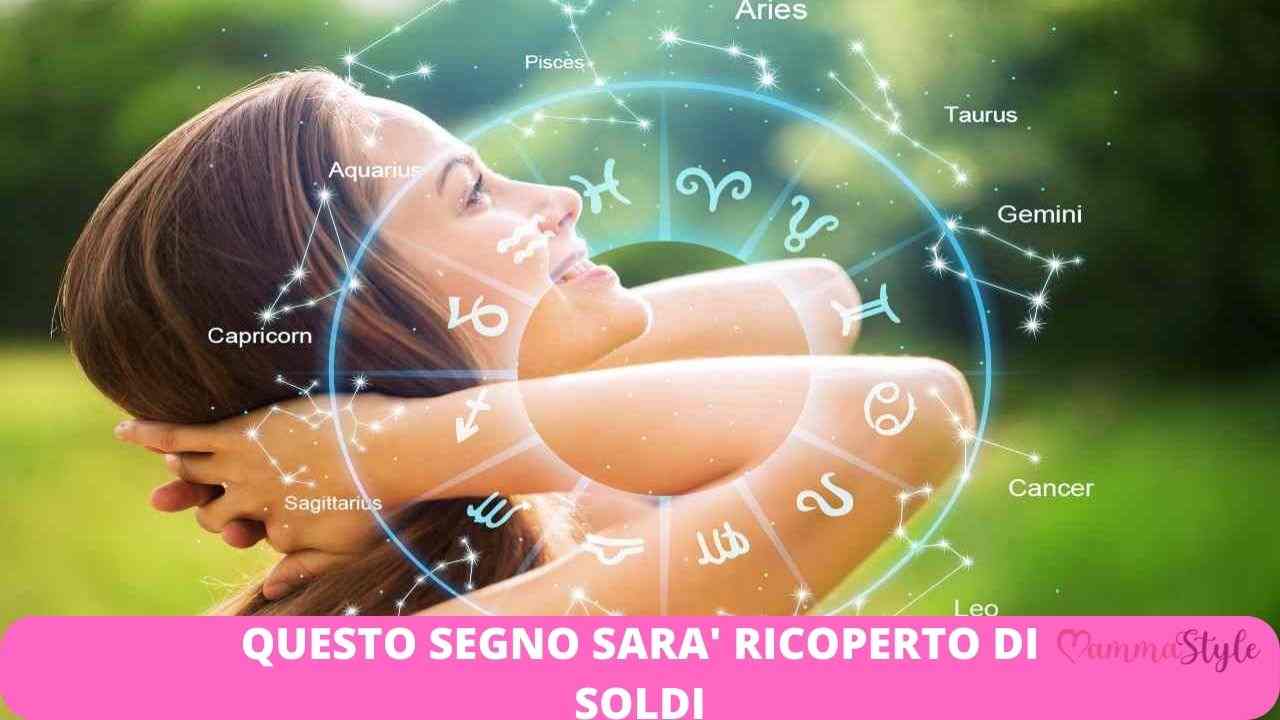 ricoperto di soldi