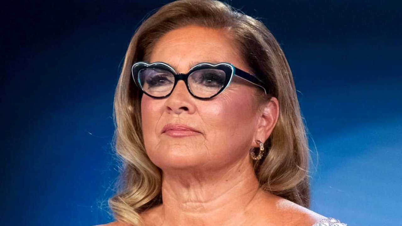 Romina Power la notizia inattesa | Il segreto sotto agli abiti ampi