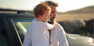 viaggiare auto bambini