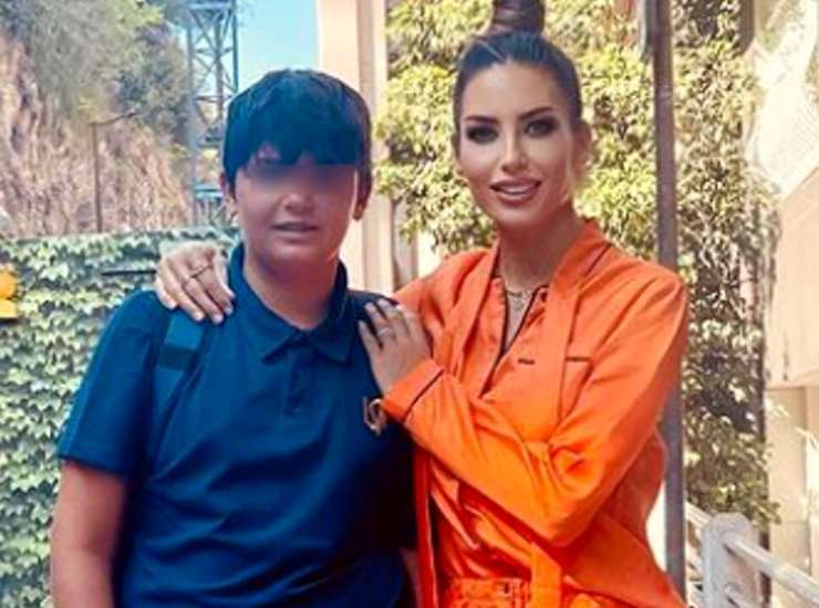 Elisabetta Gregoraci quanto costa la scuola di Nathan Falco? | Potresti comprarci una super macchina