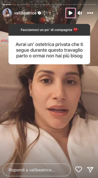 beatrice valli incinta ostretica 