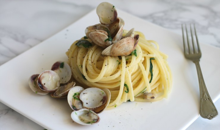 Spaghetti alle vongole, la ricetta speciale di Antonino Cannavacciuolo