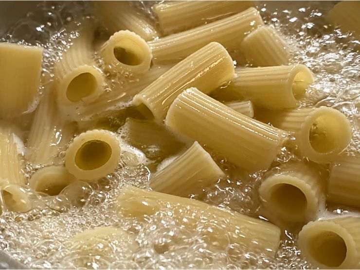 risparmiare cuocendo pasta