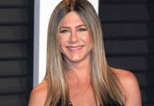 Jennifer Aniston mostra nuovo look
