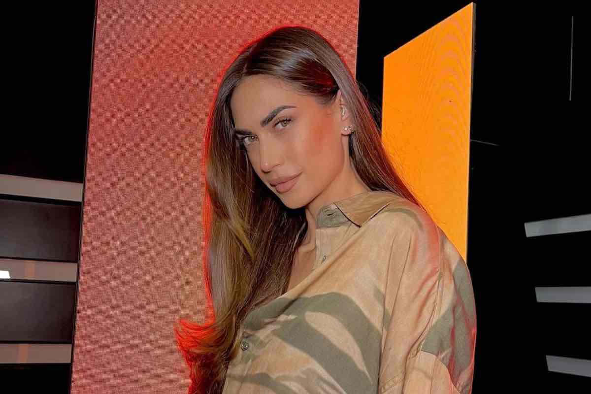 Nuovo look per Melissa Satta