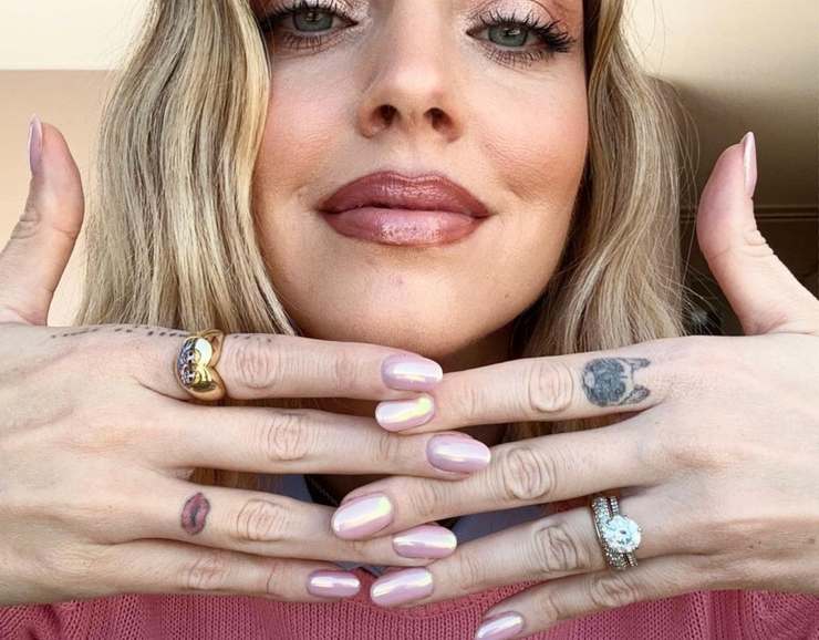 chiara ferragni manicure da copiare