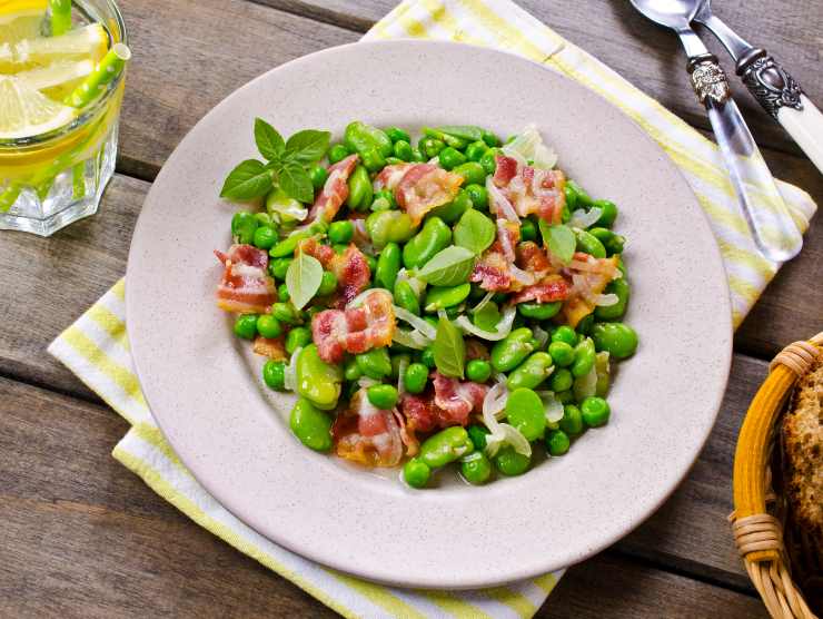 fave con pancetta ricetta