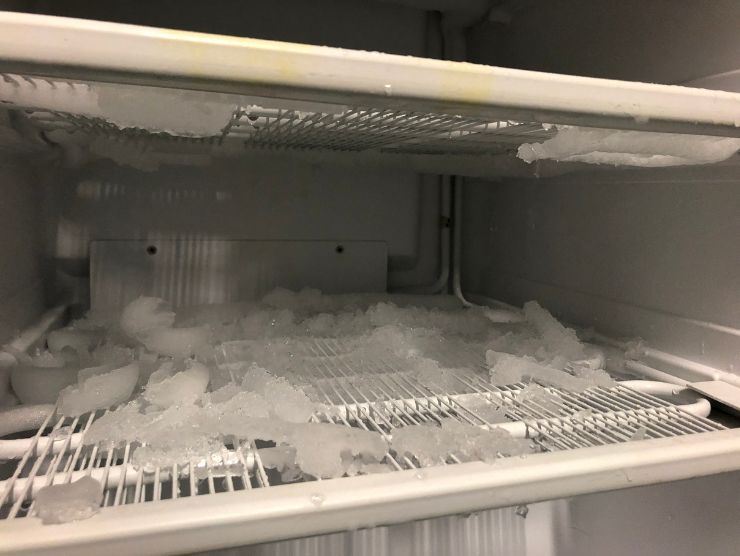come sbrinare freezer velocemente