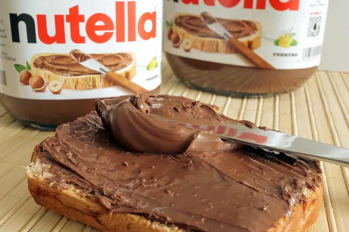 Pane e Nutella: lo si può mangiare durante la dieta?