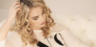 Tendenze dei capelli ricci per il 2023