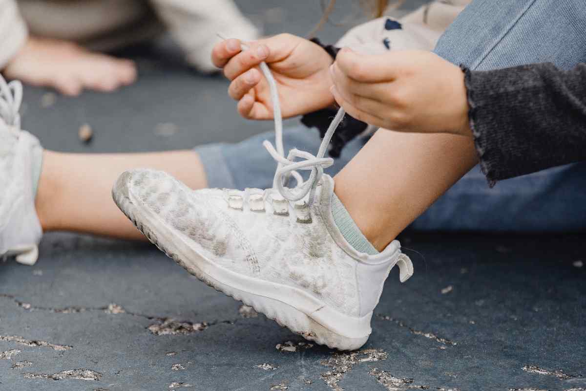 scarpe da ginnastica sporche come pulirle