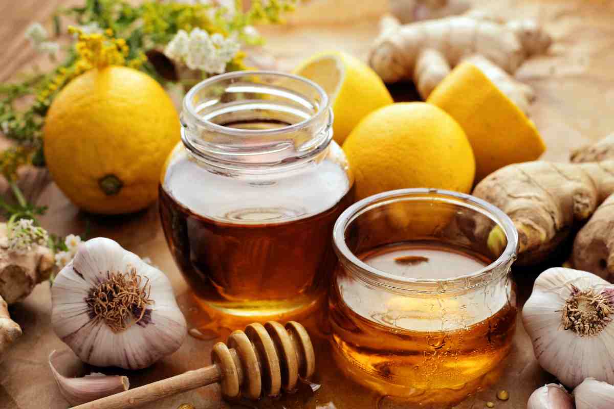 Le proprietà del miele e dell'aglio
