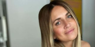 Katia Pedrotti: sfoggia un tubino in pelle da sogno