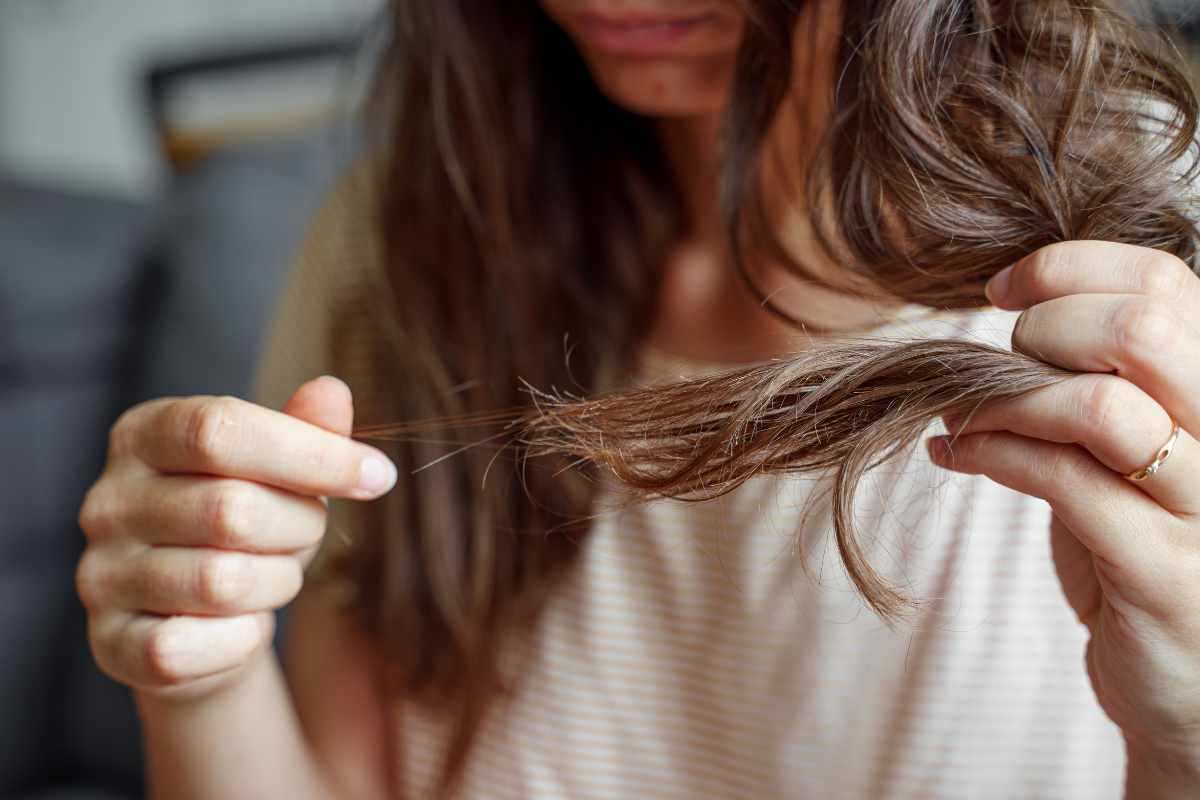 Come capire se i capelli sono deboli