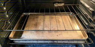 rimedio forno incrostato