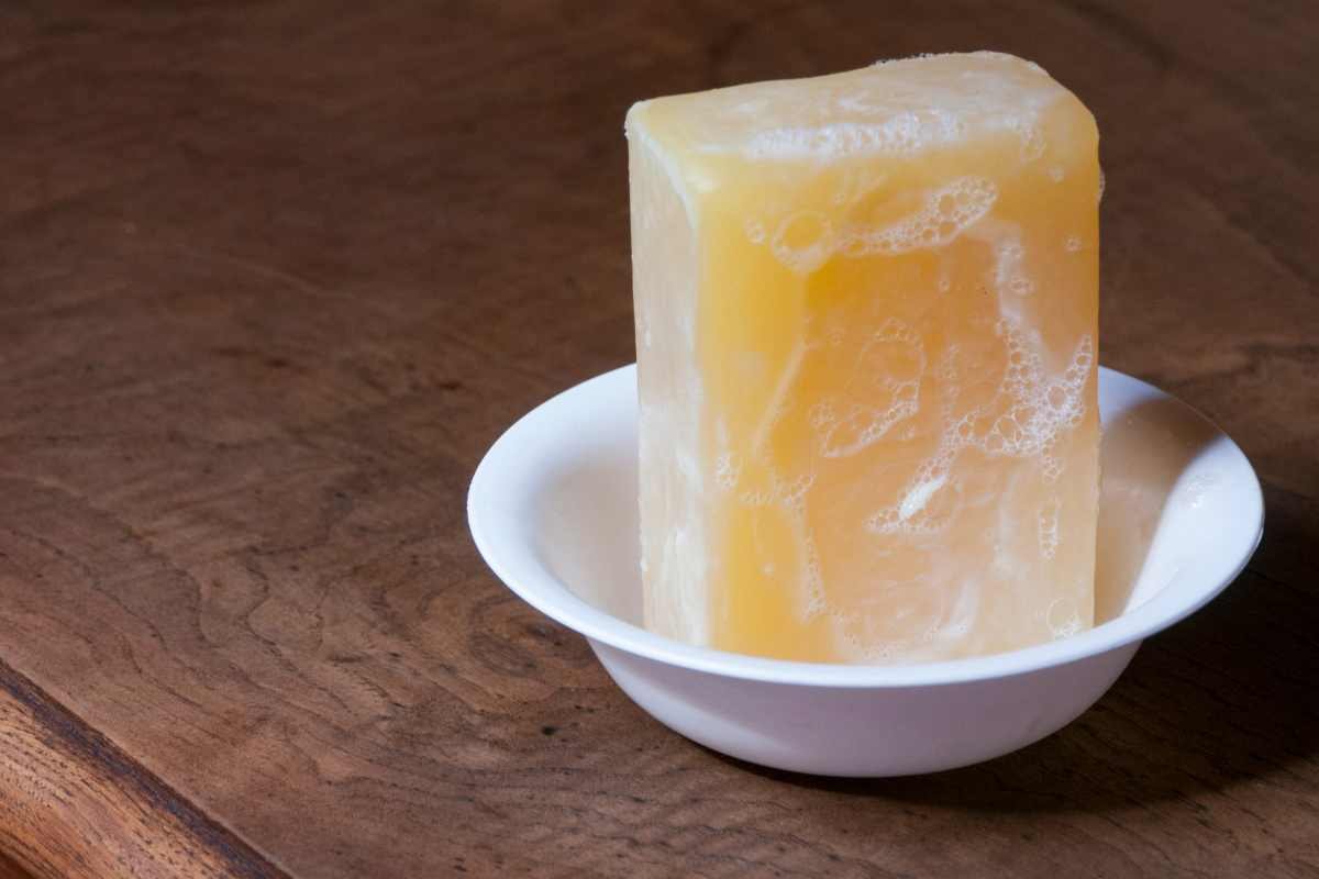 Sapone giallo della nonna